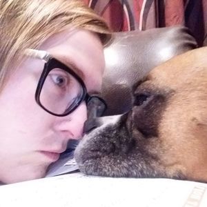 Meet your Posher, Carly